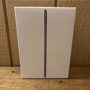 iPad 9th Generation Wi-Fi 64GB Space Gray (EMPTY BOX ONLY)